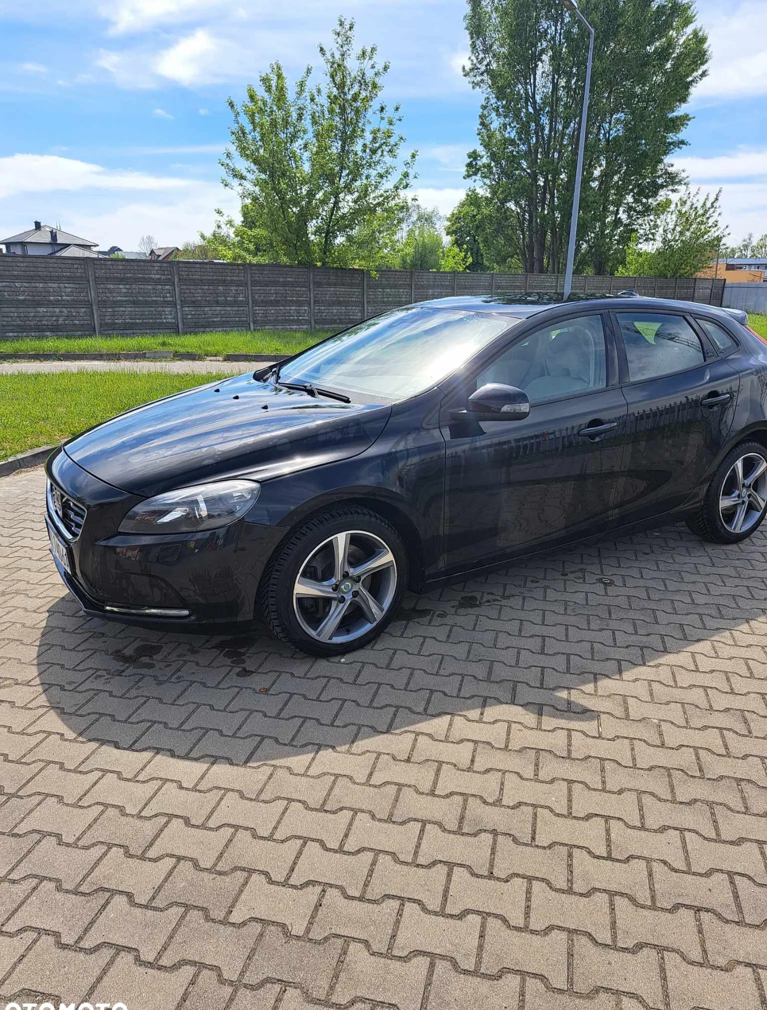 volvo v40 warszawa Volvo V40 cena 31900 przebieg: 240000, rok produkcji 2014 z Warszawa